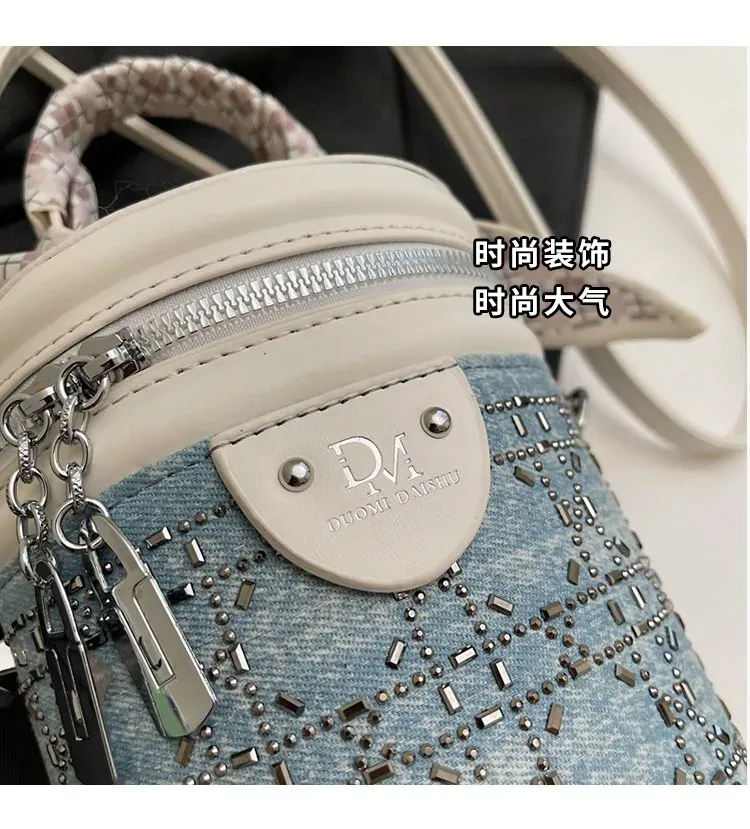 Tas Selempang Wanita Bahan PU Sintetis Motif Print Warna Putih Bentuk Bulat Tali Resleting