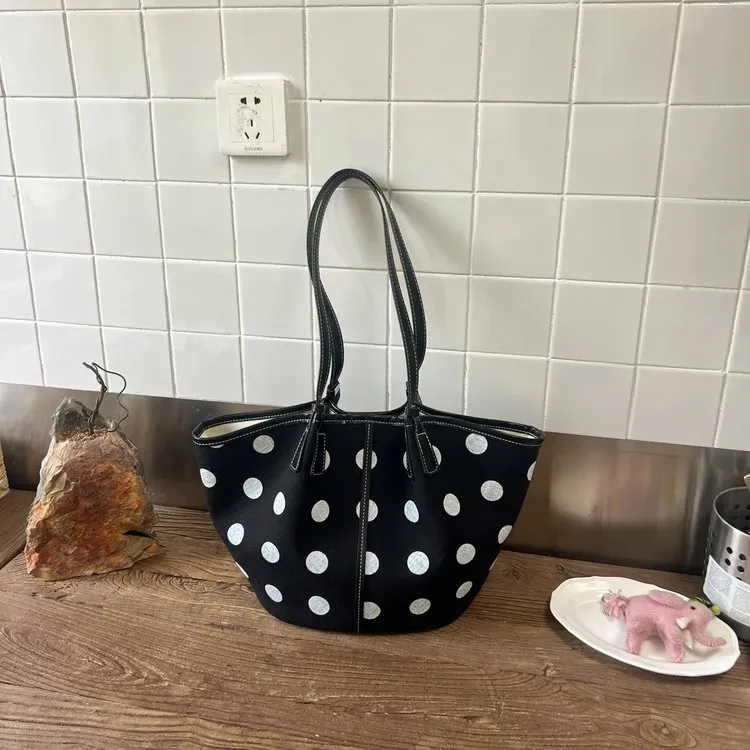 Tas Bucket Wanita Bahan Kanvas Motif Polkadot Warna Hitam Bentuk Bucket Tali Grosir Import