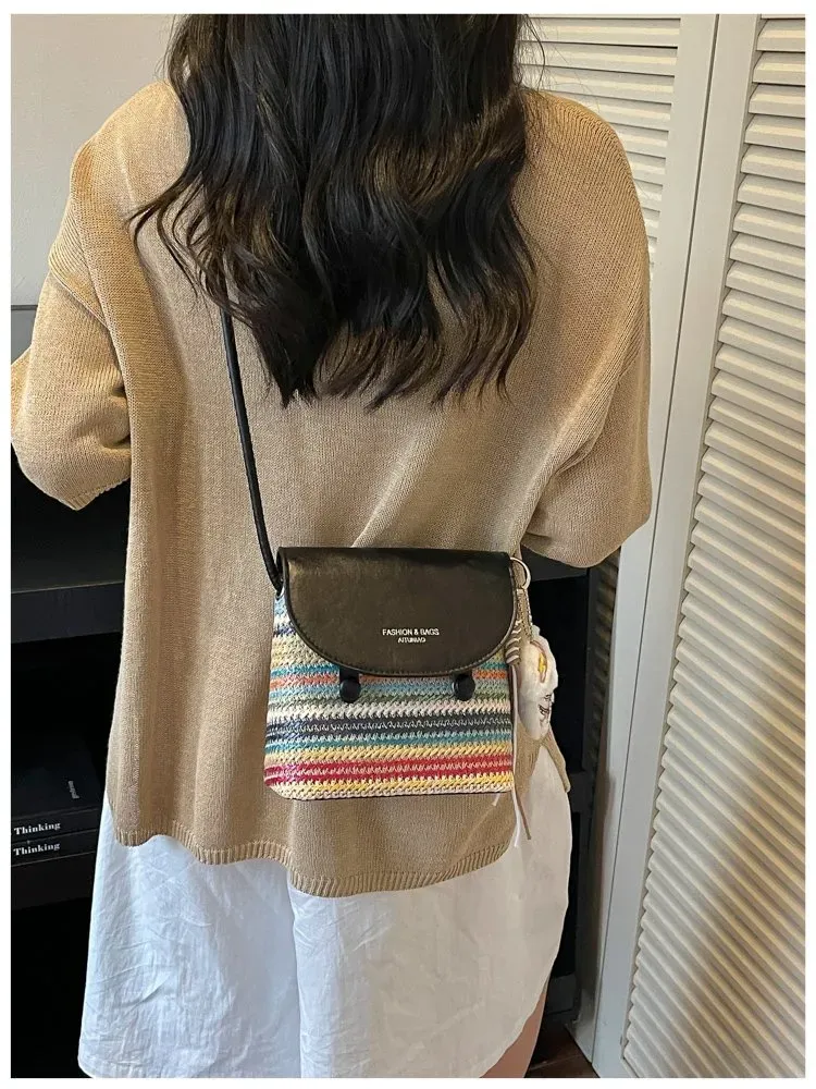 Tas Selempang Wanita Bahan PU Sintetis Motif Print Warna Hitam Bentuk Kotak Tali Resleting