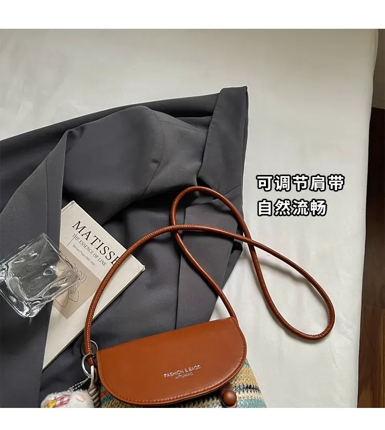 Tas Selempang Wanita Bahan PU Sintetis Motif Print Warna Hitam Bentuk Kotak Tali Resleting