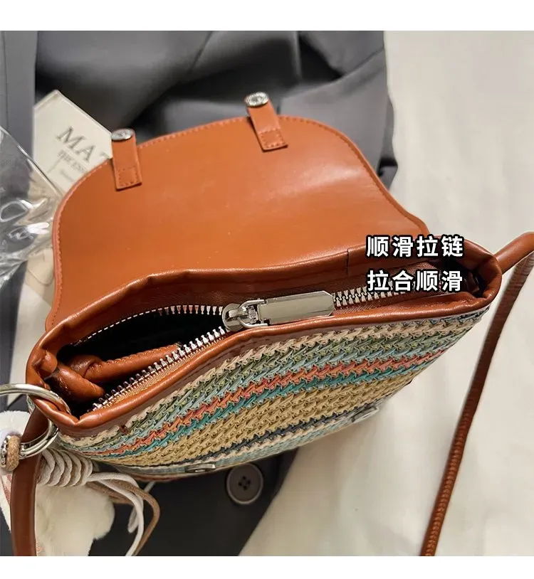 Tas Selempang Wanita Bahan PU Sintetis Motif Print Warna Hitam Bentuk Kotak Tali Resleting