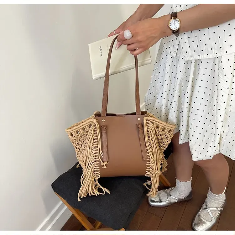 Tas Selempang Wanita Bahan PU Sintetis Tekstur Anyam Bentuk Kotak Tali Panjang Stok China