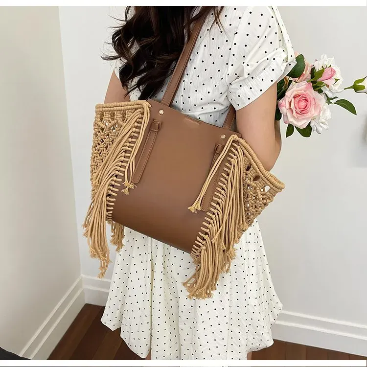 Tas Selempang Wanita Bahan PU Sintetis Tekstur Anyam Bentuk Kotak Tali Panjang Stok China