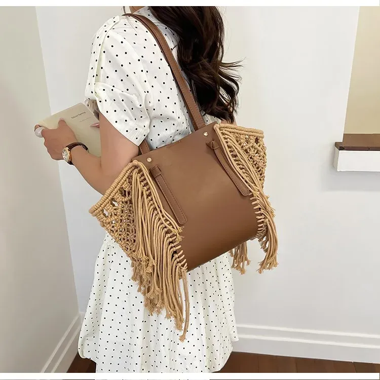 Tas Selempang Wanita Bahan PU Sintetis Tekstur Anyam Bentuk Kotak Tali Panjang Stok China