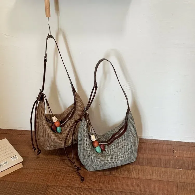Tas Selempang Wanita Bahan PU Sintetis Polos Model Hobo Tali Panjang Resleting Grosir Import