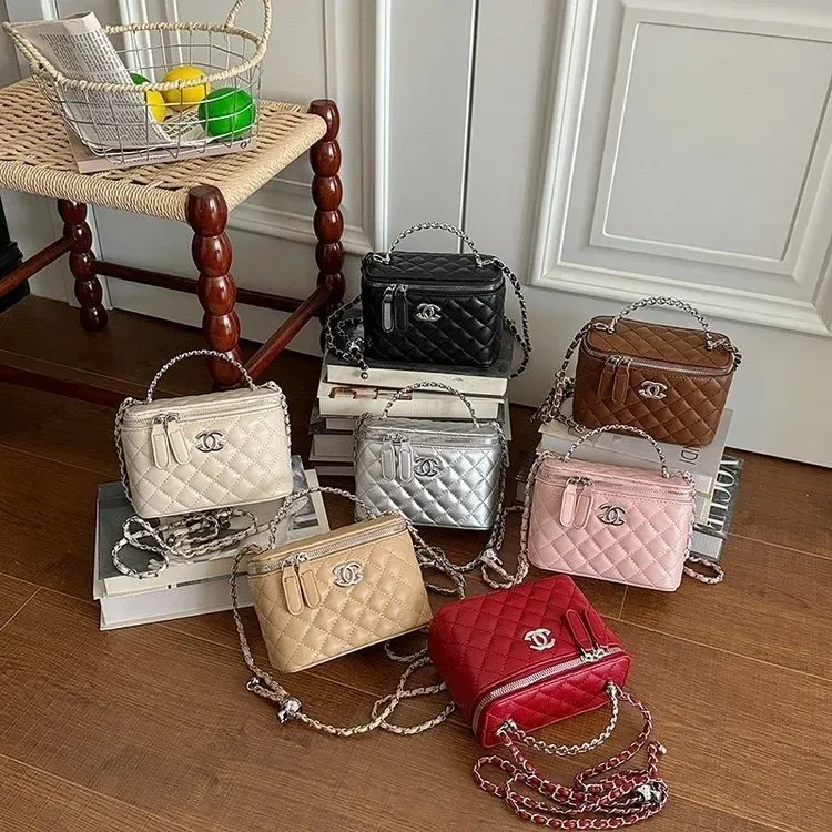 Tas Selempang Wanita Bahan PU Sintetis Polos Warna Hitam Bentuk Kotak Tali Katalog Grosir kategori tas selempang grosir