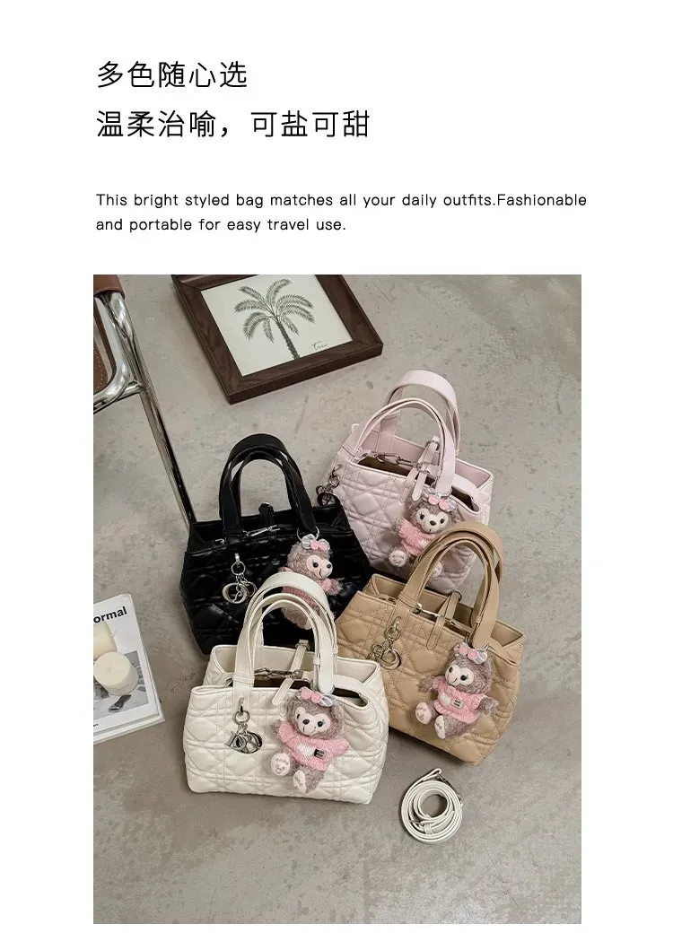 Tas Selempang Wanita Bahan PU Sintetis Model Quilted Warna Hitam Bentuk Kotak Dengan Gantungan