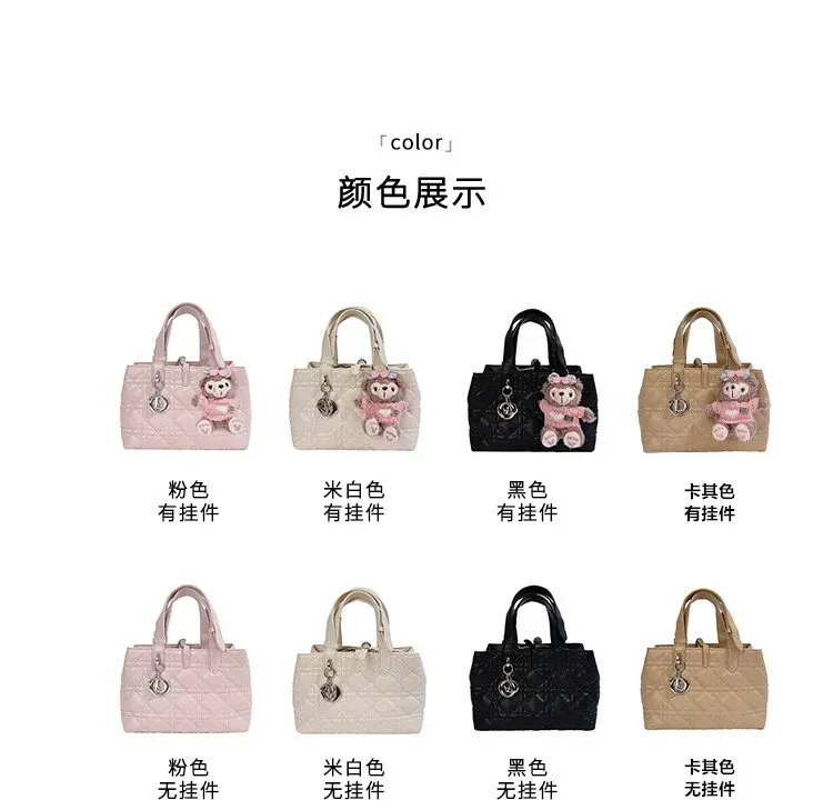 Tas Selempang Wanita Bahan PU Sintetis Model Quilted Warna Hitam Bentuk Kotak Dengan Gantungan