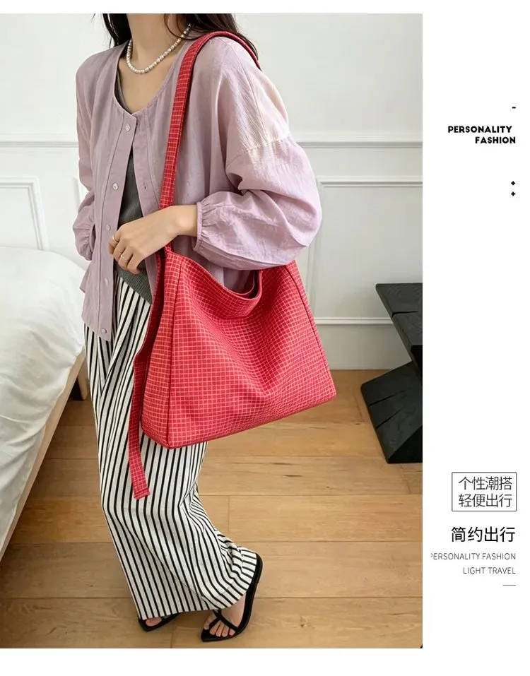 Tas Selempang Wanita Bahan Nylon Motif Print Warna Ungu Bentuk Kotak Tali Grosir Import
