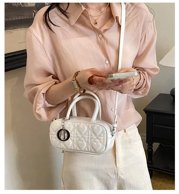 Tas Selempang Wanita Bahan PU Sintetis Model Quilted Warna Hitam Bentuk Kotak untuk Toko Online