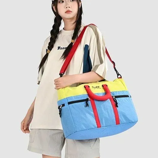 Tas Ransel Wanita Bahan Nylon Polos Warna Merah Bentuk Kotak Tali Lebar Resleting Grosir Import