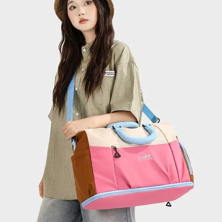 Tas Ransel Wanita Bahan Nylon Polos Warna Merah Bentuk Kotak Tali Lebar Resleting Grosir Import