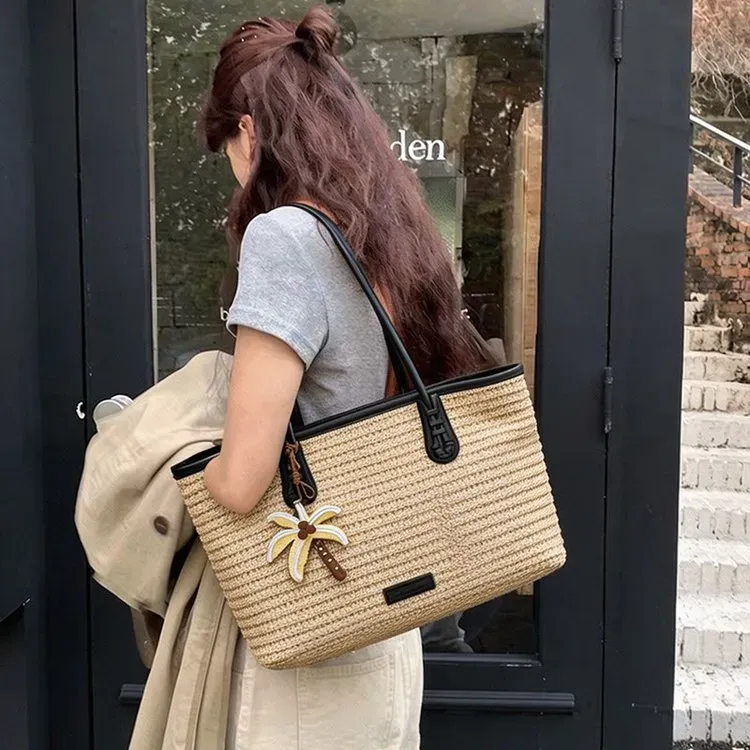 Tas Selempang Wanita Bahan PU Sintetis Polos Bentuk Kotak Tali Lebar Resleting Harga Grosir