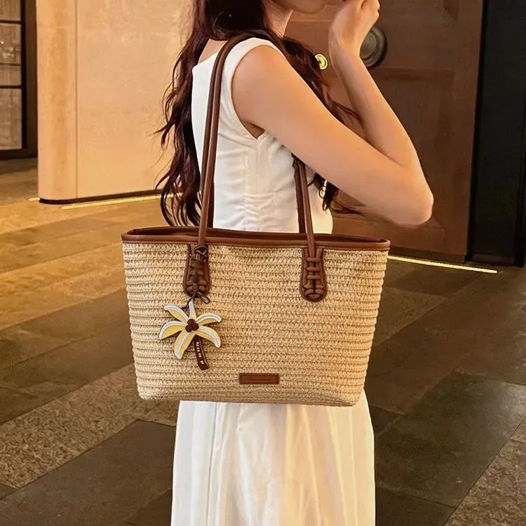 Tas Selempang Wanita Bahan PU Sintetis Polos Bentuk Kotak Tali Lebar Resleting Stok Grosir