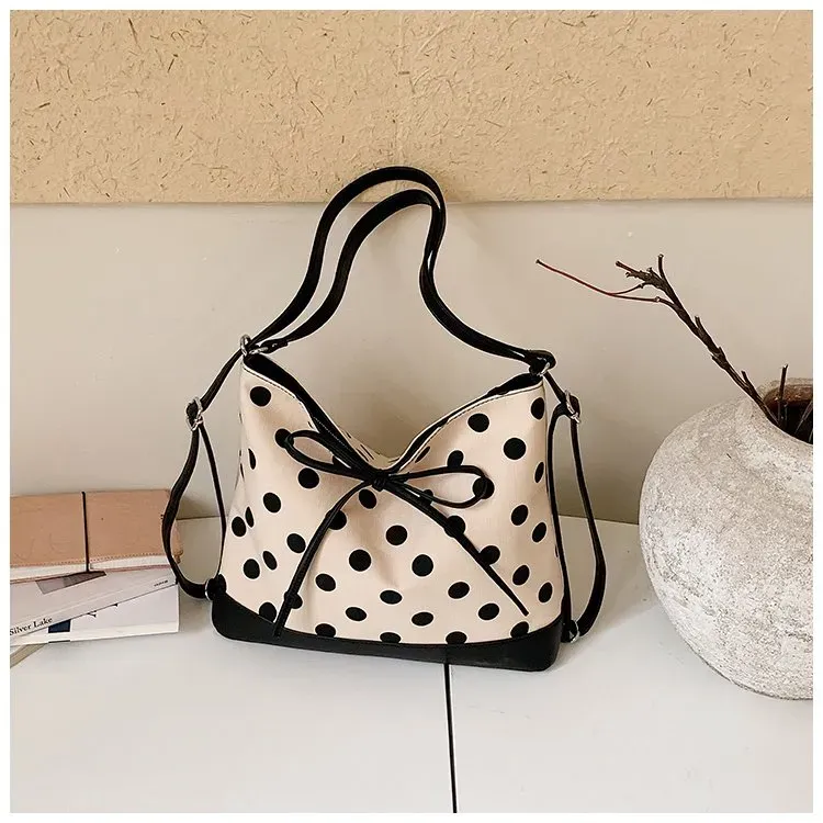 Tas Selempang Wanita Bahan PU Sintetis Motif Polkadot Bentuk Crescent Tali Grosir Import