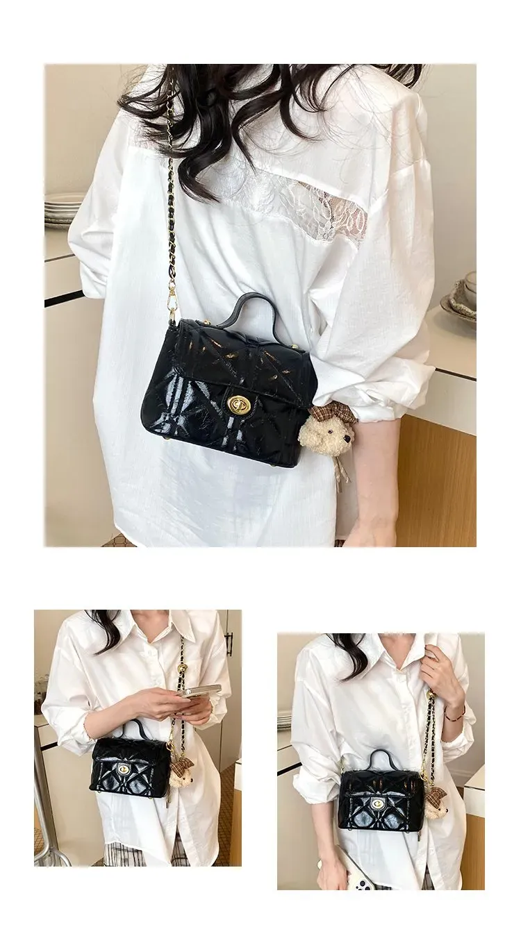 Tas Selempang Wanita Bahan PU Sintetis Model Quilted Warna Hitam Bentuk Kotak Koleksi Reseller