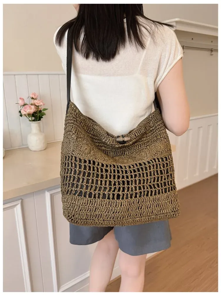 Tas Selempang Wanita Bahan PU Sintetis Polos Model Hobo Tali Panjang Casual Grosir Import