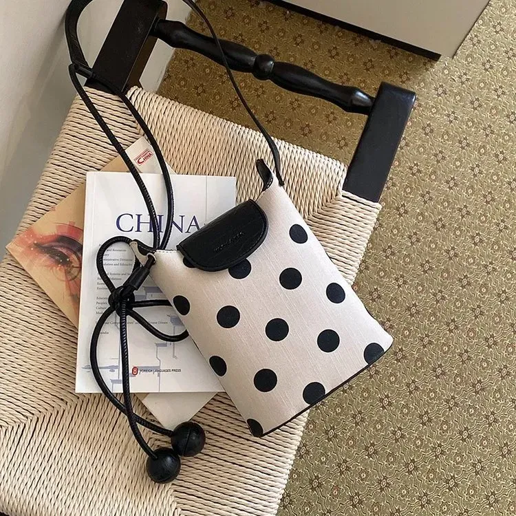 Tas Selempang Wanita Bahan PU Sintetis Motif Polkadot Warna Hitam Bentuk Kotak Koleksi Reseller