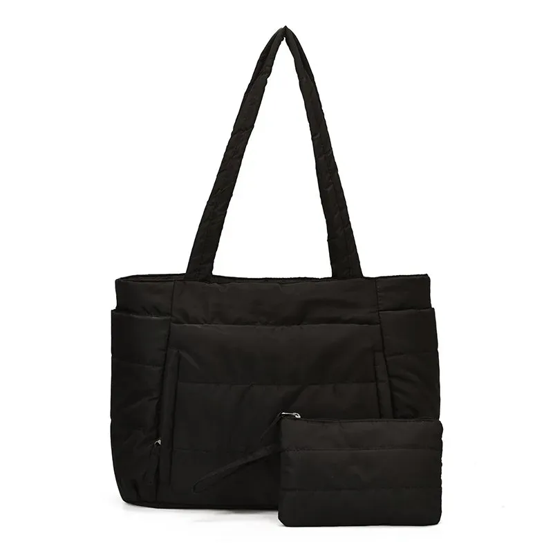 Tas Selempang Wanita Bahan Nylon Polos Warna Hitam Bentuk Kotak Tali Panjang Harga Grosir kategori tas selempang grosir