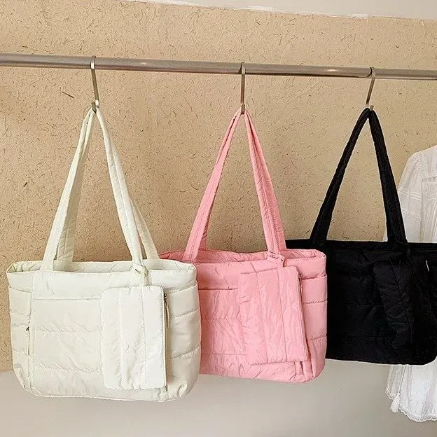 Tas Selempang Wanita Bahan Nylon Polos Warna Hitam Bentuk Kotak Tali Panjang Harga Grosir