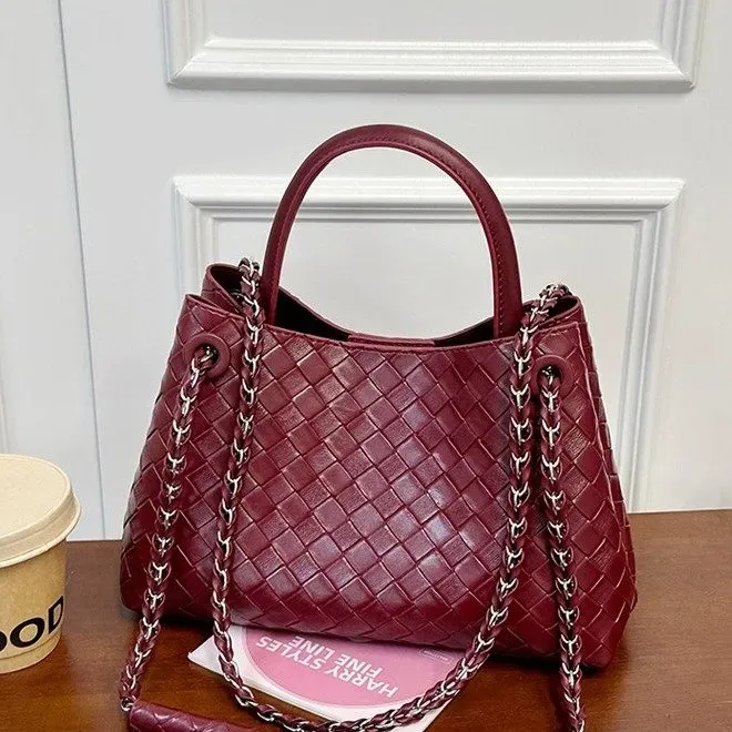 Tas Selempang Wanita Bahan PU Sintetis Model Quilted Warna Merah Bentuk Kotak Grosir Import