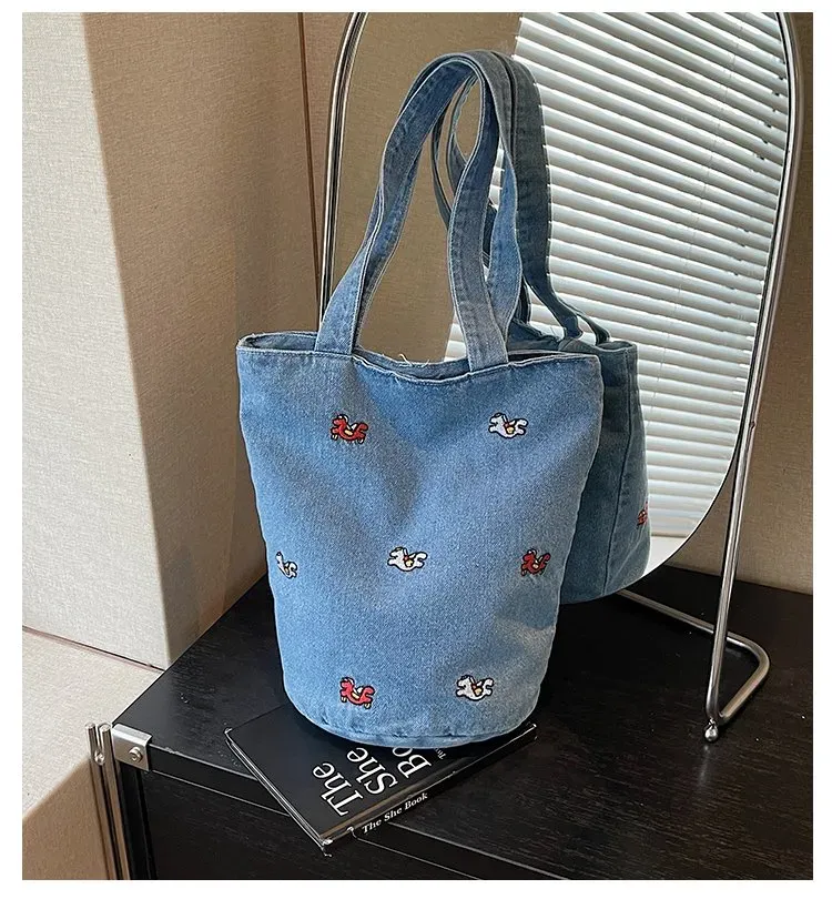 Tas Bucket Wanita Bahan PU Sintetis Motif Print Warna Biru Bentuk Bucket Tali Katalog Grosir