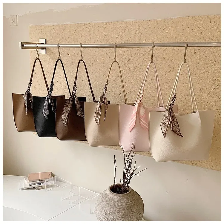 Tas Selempang Wanita Bahan PU Sintetis Polos Warna Hitam Bentuk Kotak Tali Katalog Grosir