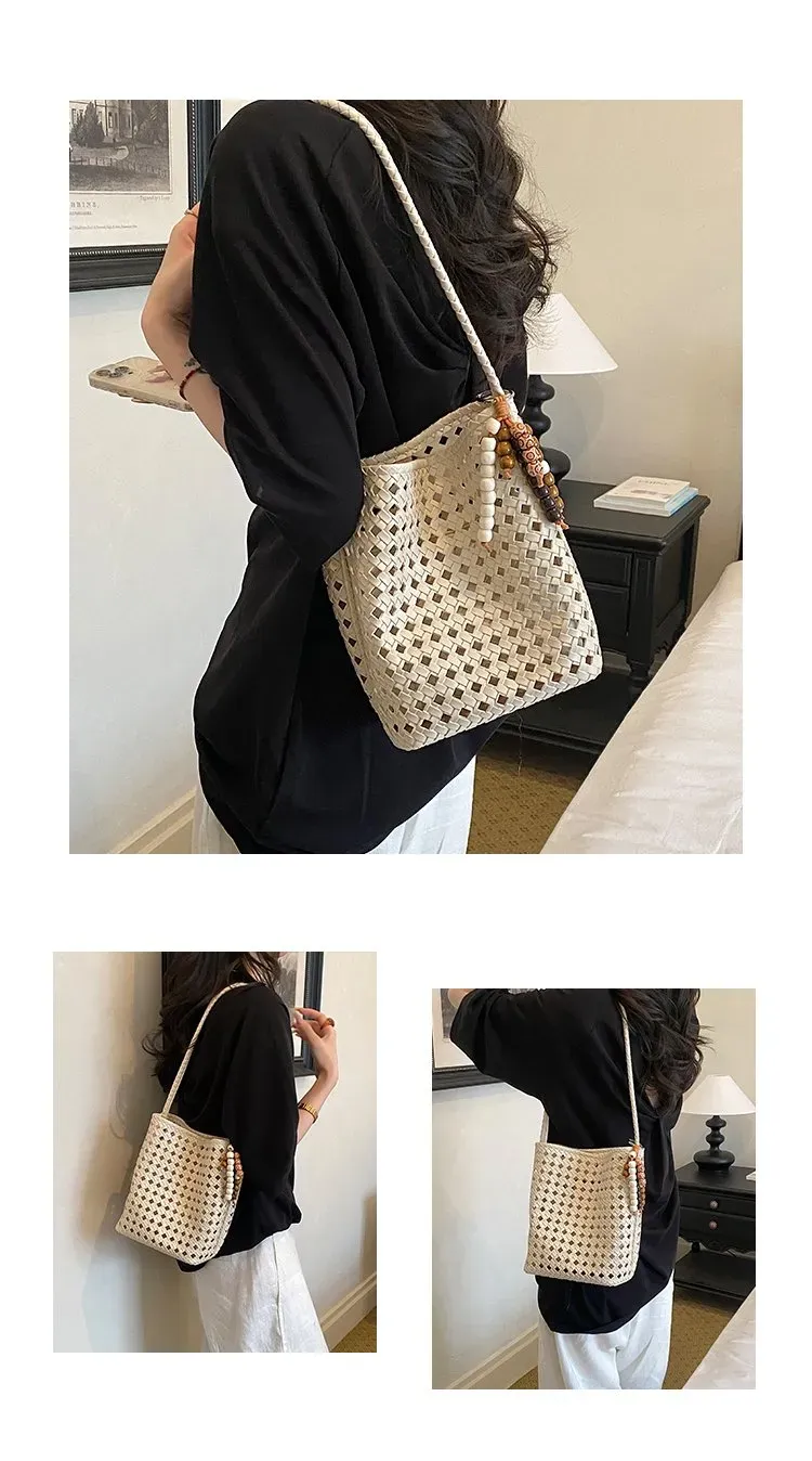 Tas Bucket Wanita Bahan PU Sintetis Motif Print Warna Hitam Bentuk Bucket Tali Katalog Grosir