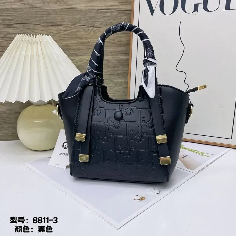 Tas Selempang Wanita Bahan PU Sintetis Motif Print Warna Hitam Bentuk Kotak Tali Resleting