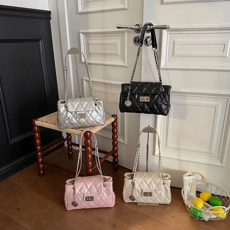 Tas Selempang Wanita Bahan PU Sintetis Polos Warna Hijau Bentuk Bulat Tali Grosir Import