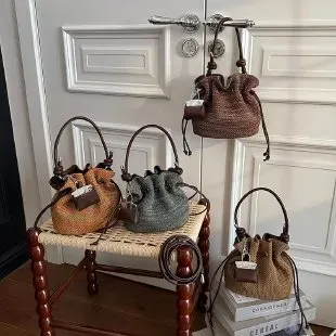 Tas Selempang Wanita Bahan PU Sintetis Polos Warna Hijau Bentuk Bulat Tali Grosir Import