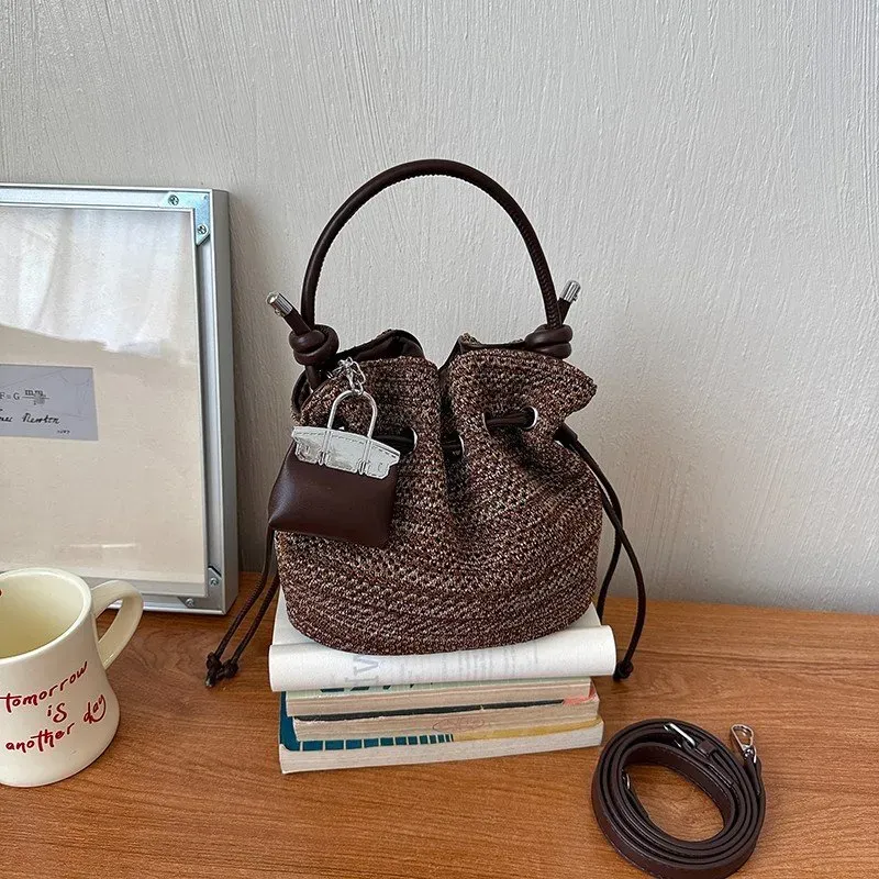 Tas Selempang Wanita Bahan PU Sintetis Polos Warna Hijau Bentuk Bulat Tali Grosir Import