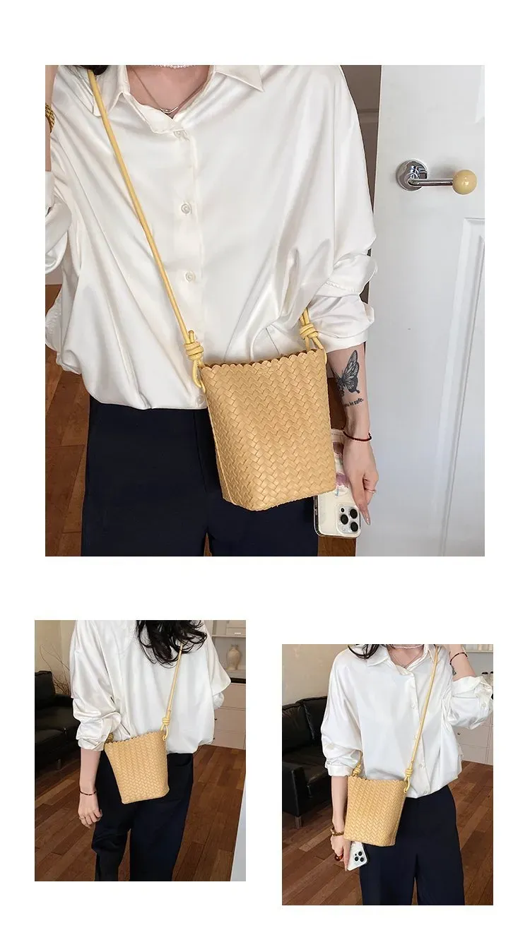 Tas Selempang Wanita Bahan PU Sintetis Tekstur Anyam Warna Hitam Bentuk Kotak Resleting Grosir