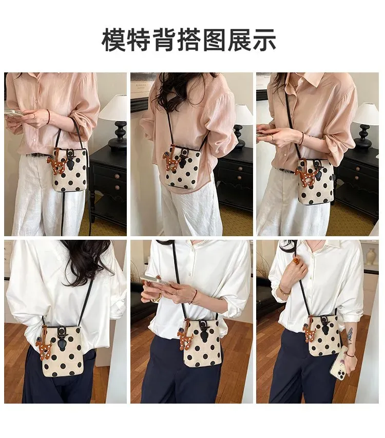 Tas Selempang Wanita Bahan PU Sintetis Motif Polkadot Warna Hitam Bentuk Kotak Resleting