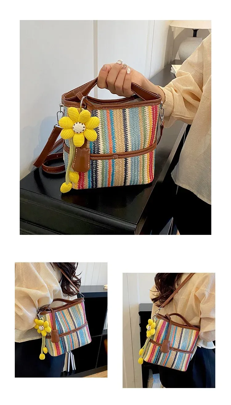 Tas Selempang Wanita Bahan PU Sintetis Motif Garis Bentuk Kotak Tali Panjang Resleting Grosir