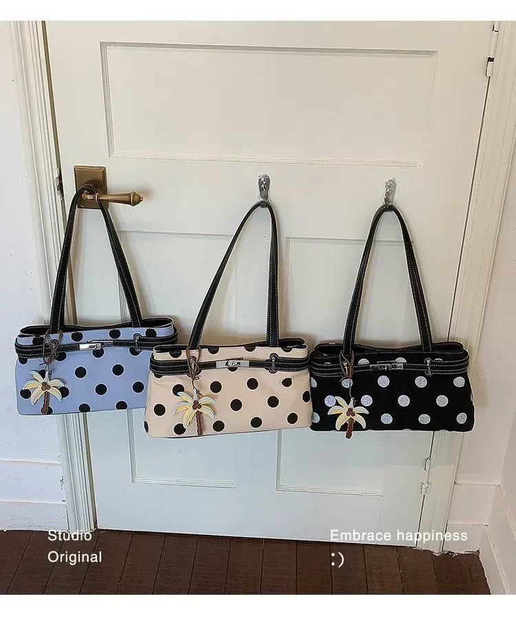 Tas Selempang Wanita Bahan PU Sintetis Motif Polkadot Warna Hitam Bentuk Kotak