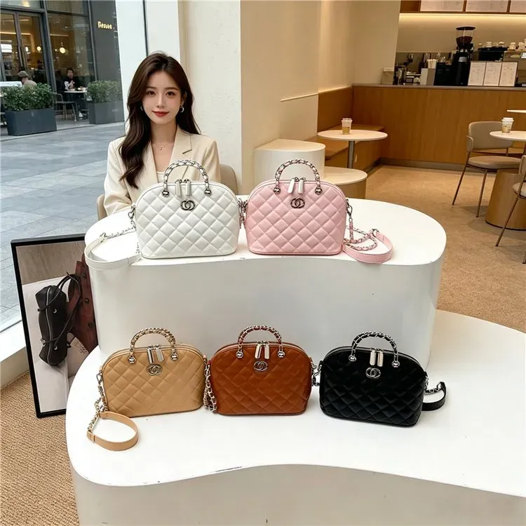 Tas Selempang Wanita Bahan PU Sintetis Model Quilted Warna Pink Bentuk Kotak Grosir Import