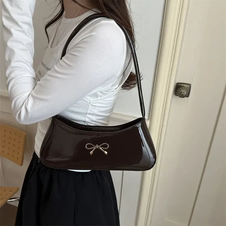 Tas Selempang Wanita Bahan PU Sintetis Polos Warna Merah Bentuk Kotak Tali Lebar untuk Toko
