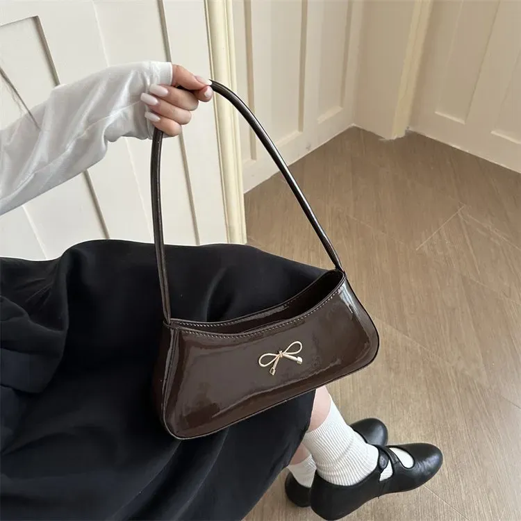 Tas Selempang Wanita Bahan PU Sintetis Polos Warna Merah Bentuk Kotak Tali Lebar untuk Toko