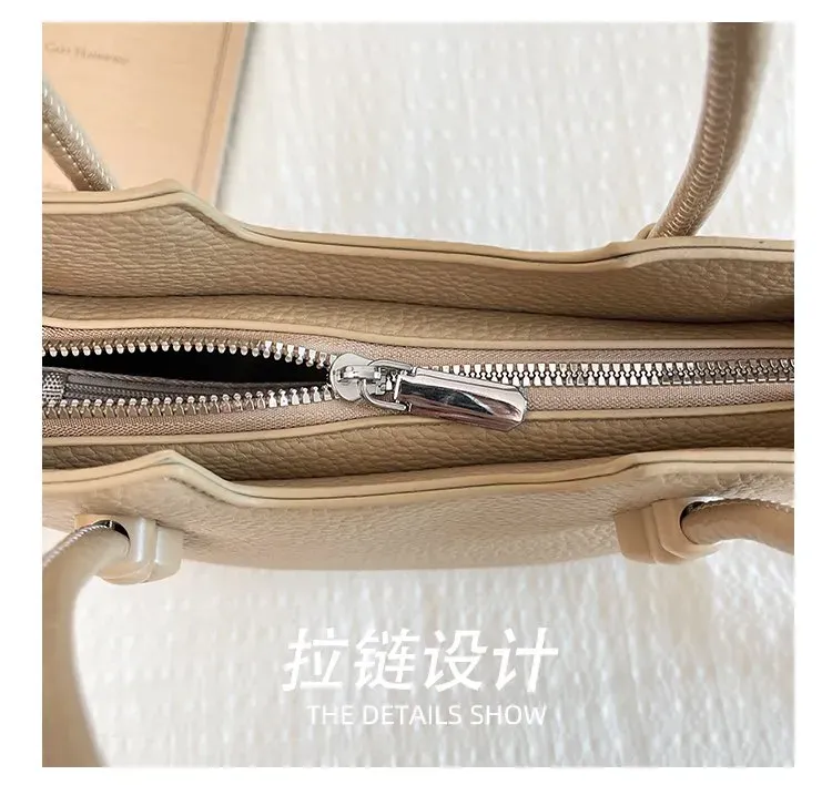 Tas Selempang Wanita Bahan PU Sintetis Polos Bentuk Kotak Tali Panjang Resleting Stok Grosir
