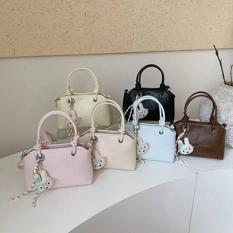 Tas Selempang Wanita Bahan PU Sintetis Polos Warna Hitam Bentuk Kotak Tali Lebar Katalog Grosir
