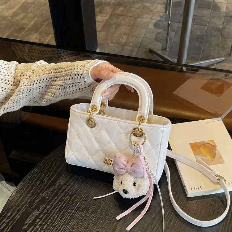 Tas Selempang Wanita Bahan PU Sintetis Polos Bentuk Kotak Tali Panjang Resleting Grosir Import