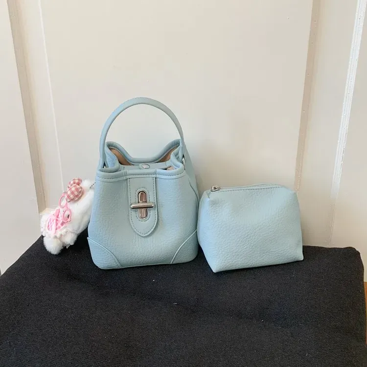 Tas Selempang Wanita Bahan PU Sintetis Polos Bentuk Kotak Tali Panjang Resleting Grosir Import