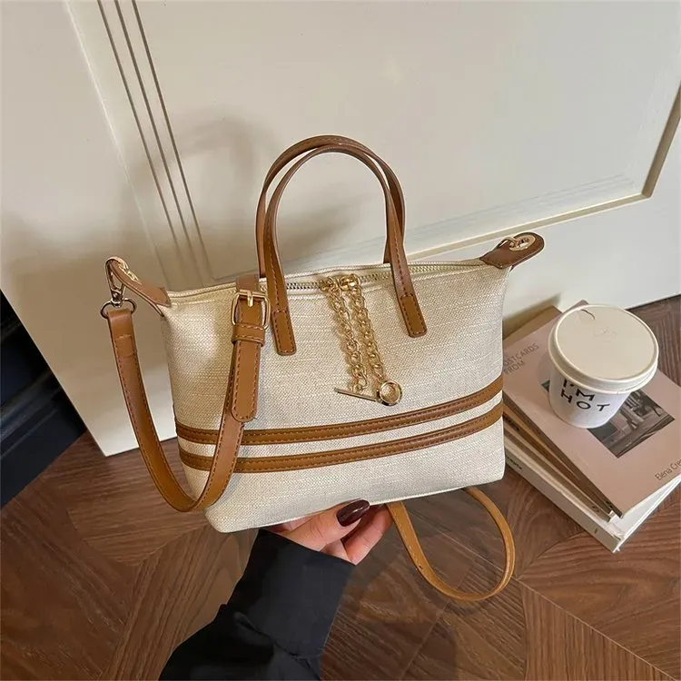 Tas Selempang Wanita Bahan PU Sintetis Polos Bentuk Kotak Tali Panjang Resleting Grosir Import