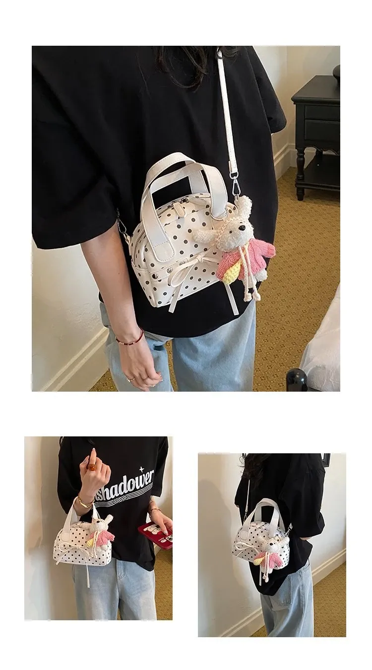 Tas Selempang Wanita Bahan PU Sintetis Motif Polkadot Warna Putih Bentuk Bulat Resleting