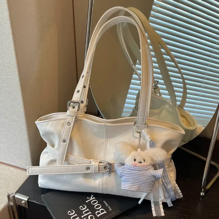 Tas Selempang Wanita Bahan PU Sintetis Polos Warna Hitam Bentuk Kotak Tali Lebar Resleting