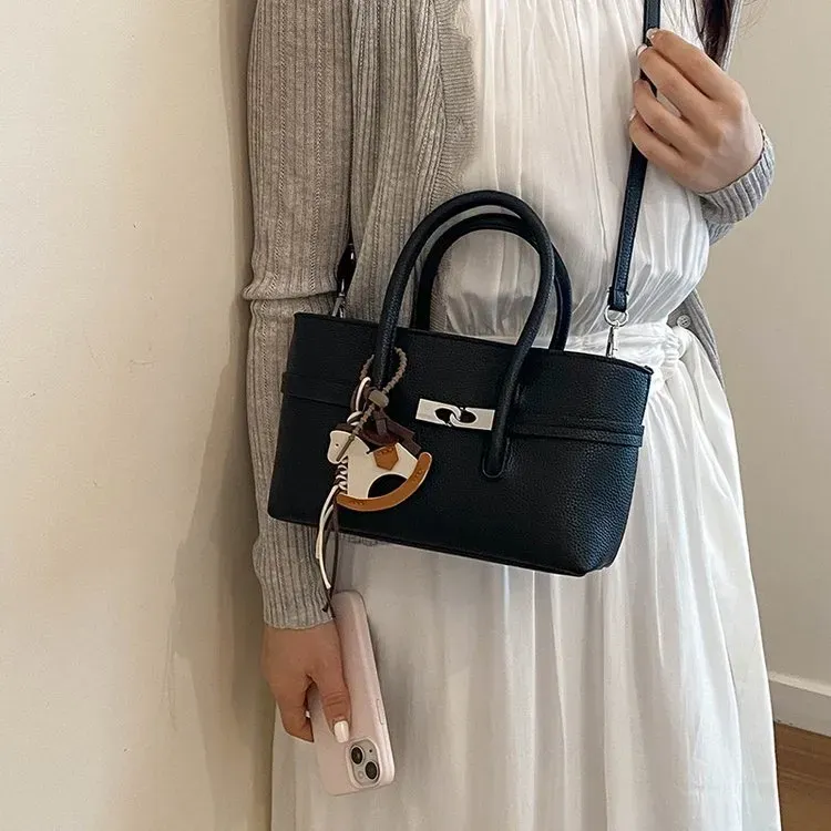 Tas Selempang Wanita Bahan PU Sintetis Polos Warna Hitam Bentuk Kotak Tali Stok China