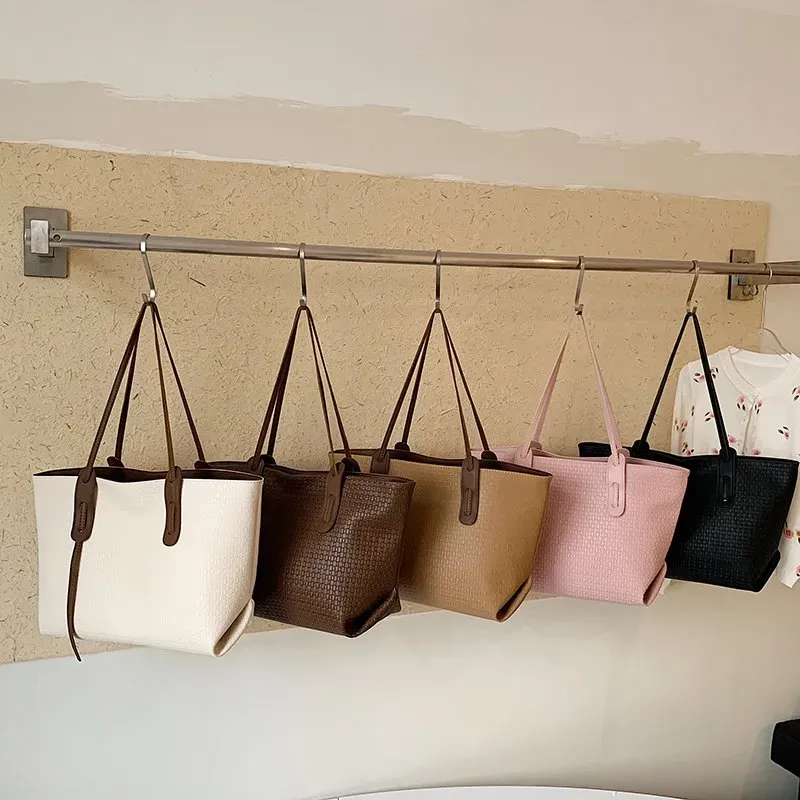 Tas Selempang Wanita Bahan PU Sintetis Polos Warna Abu-Abu Bentuk Kotak Tali Model Import