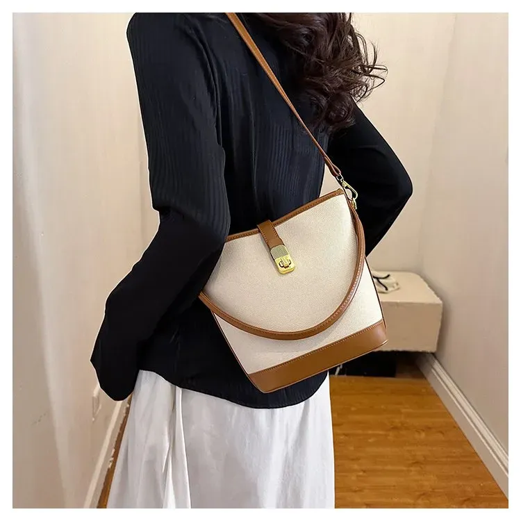 Tas Selempang Wanita Bahan Kanvas Polos Bentuk Kotak Tali Panjang Resleting Grosir Import