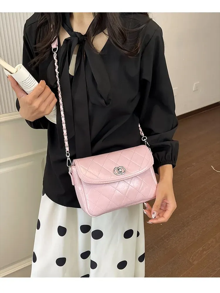 Tas Selempang Wanita Bahan PU Sintetis Model Quilted Warna Putih Bentuk Kotak Stok China